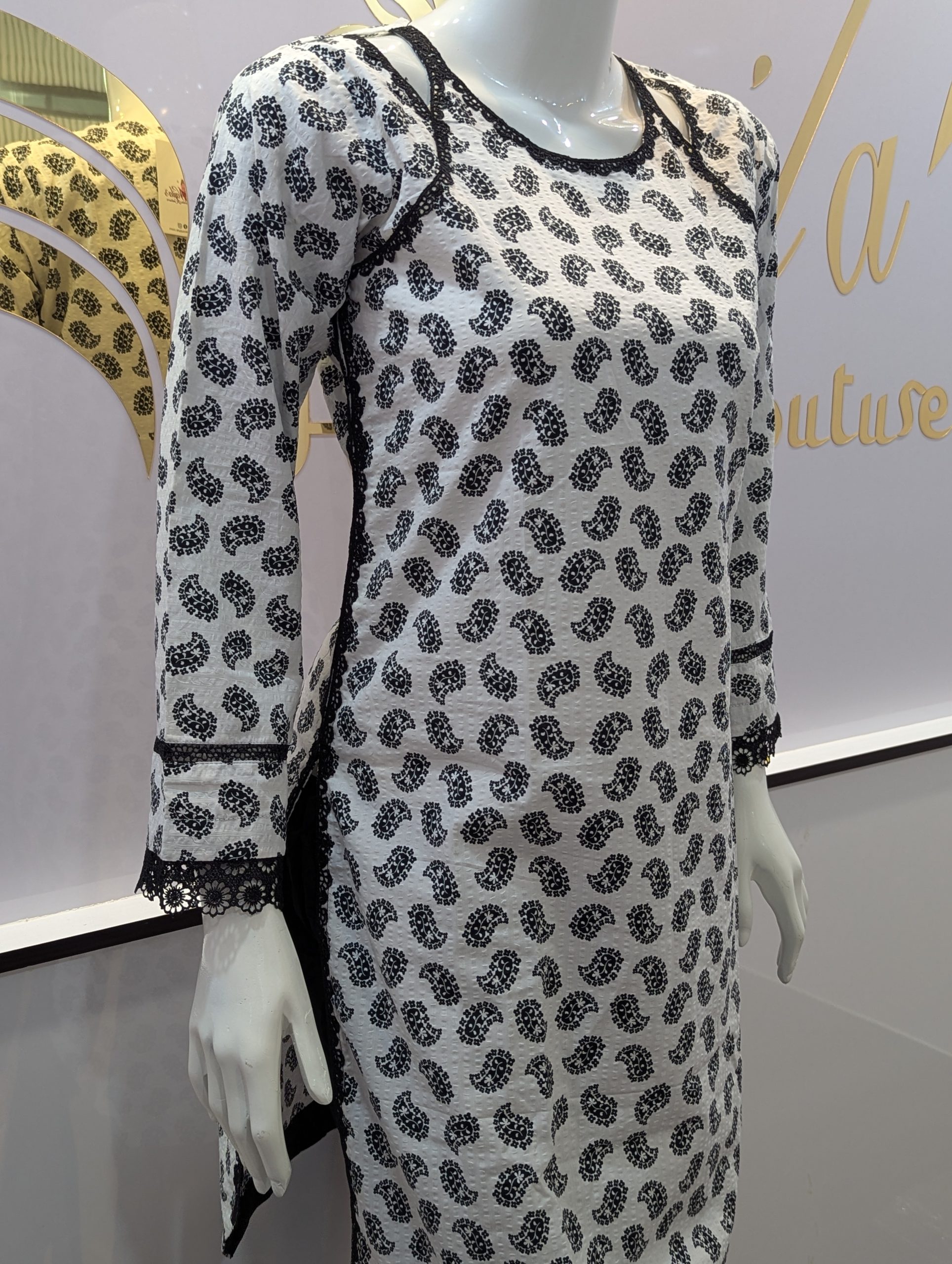 Noir & Blanc Élite-3-Piece-Suit (CS-001) - Image 4