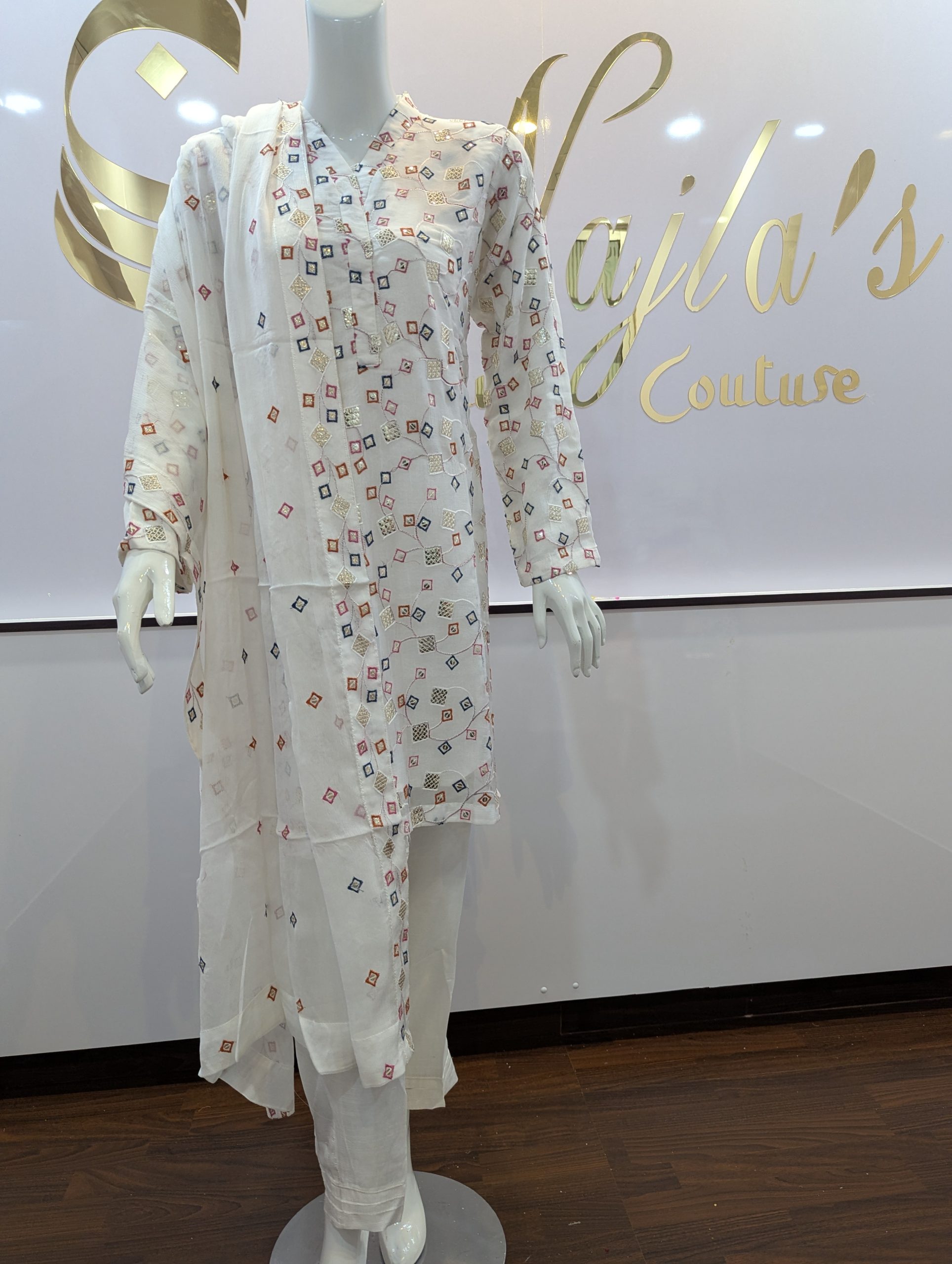 Pearl Whisper-3-Piece-Suit (SF-001) - Image 6