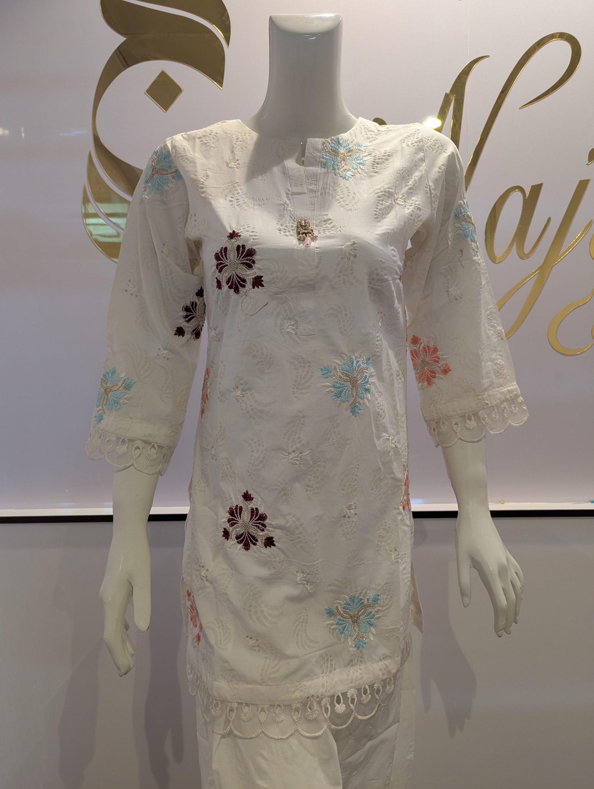 Farisha-3-Piece-Suit (CS-007) - Image 3