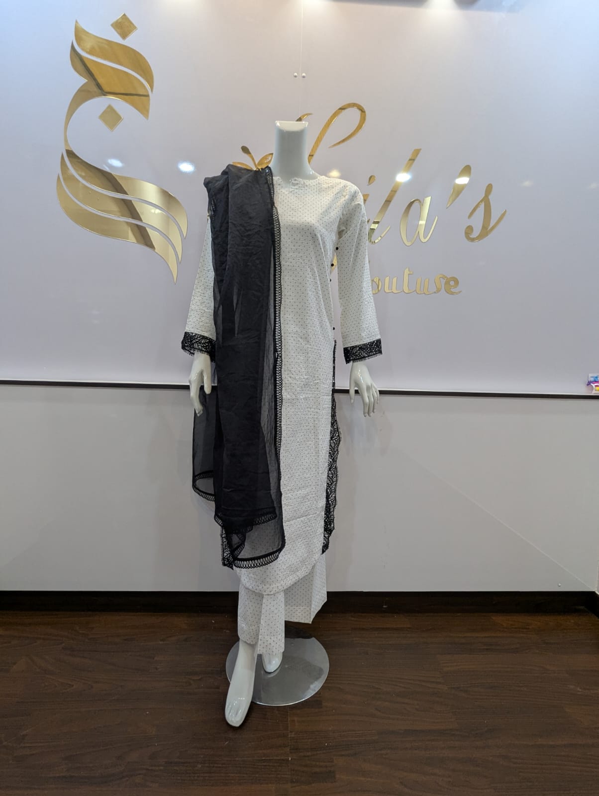 Zeb-e-Safaid-3-Piece (CS-009)